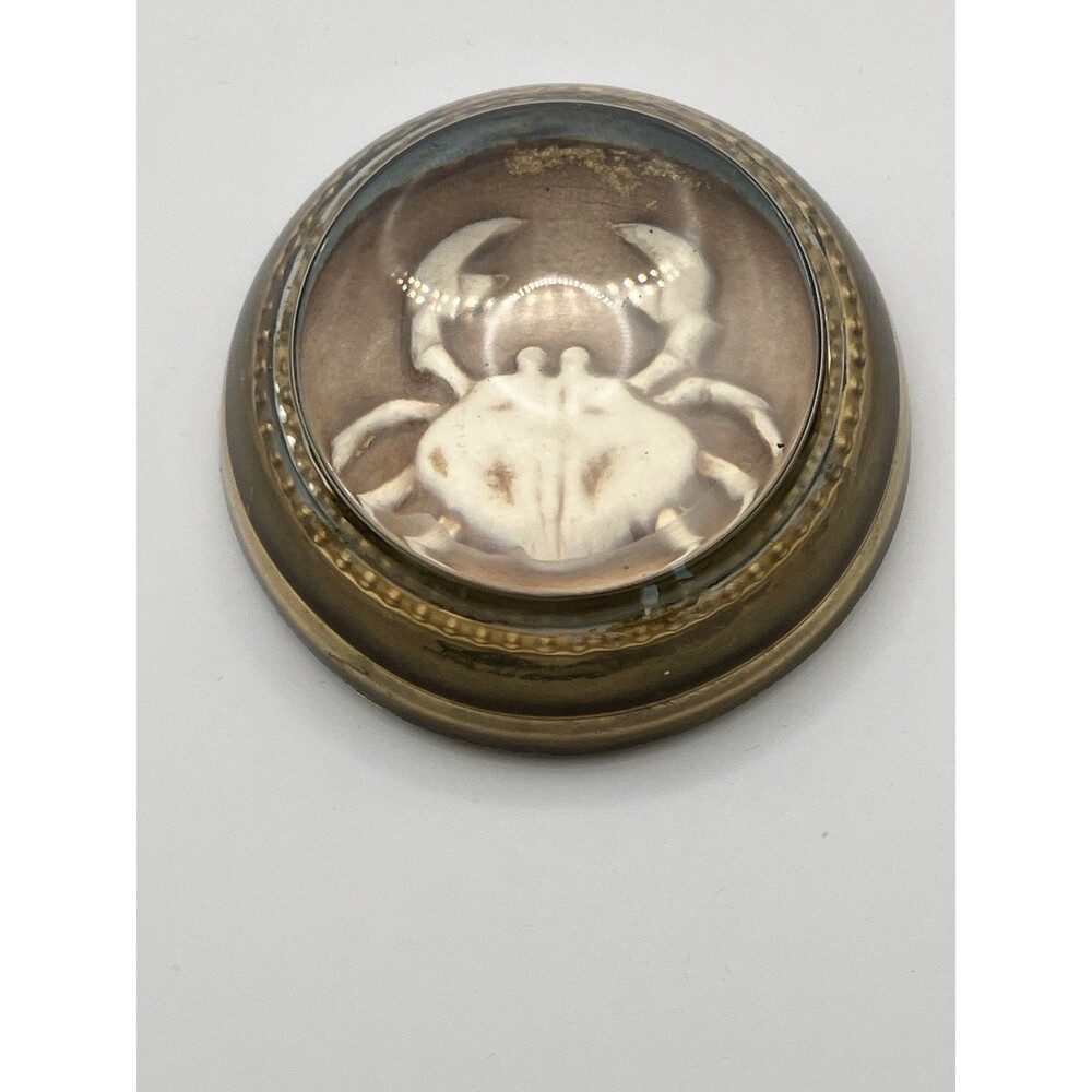 Clear Resin Paperweight w/ Crab & Green Felt Base Costal Or Horoscope VTG
